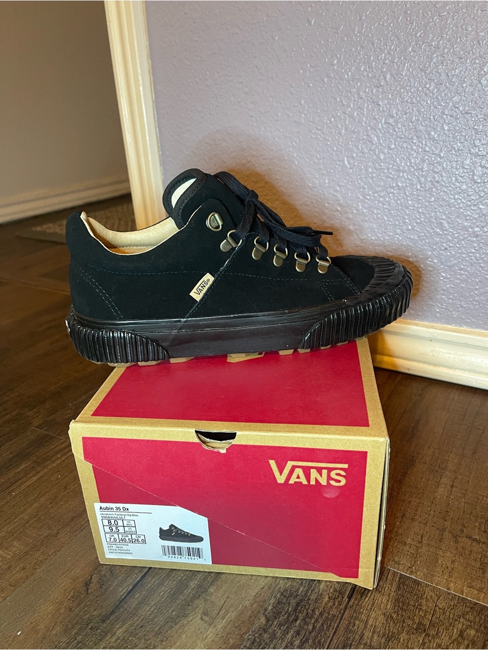 Vans Aubin 35 DX WOMENS SIZE 9.5, MENS SIZE 8 NIB